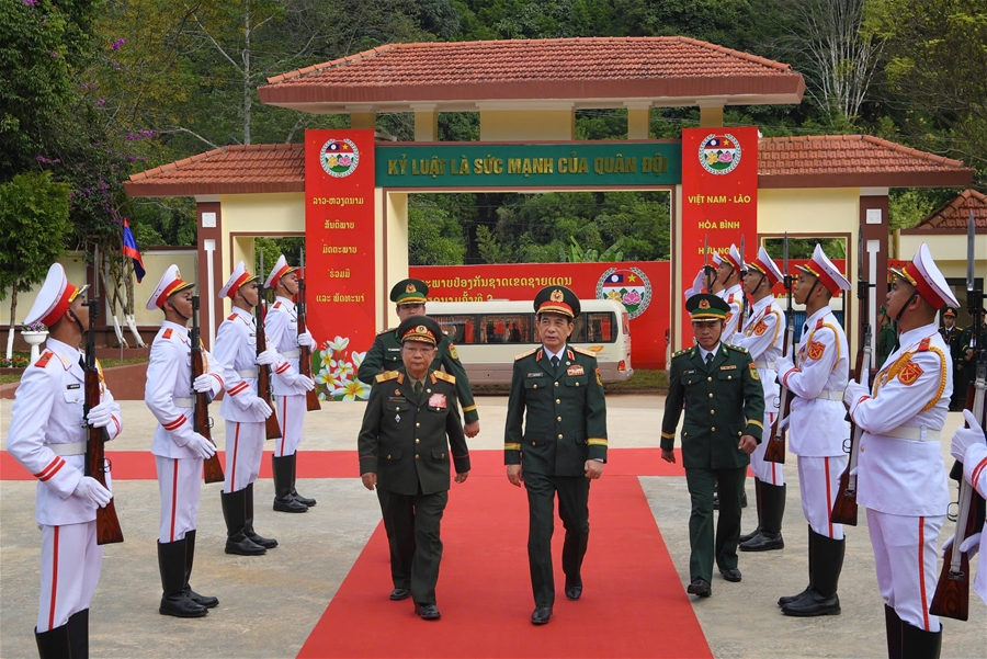 Giao lưu hữu nghị Quốc phòng biên giới: Thắt chặt tình hữu nghị Việt Nam - Lào